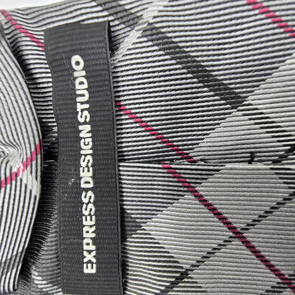 Express Design Studio Men's 100% Silk Necktie Tie Striped Black White EUC